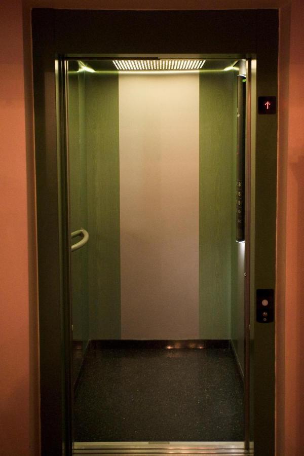 Hotel Maly Mlyn Stargard Szczeciński Exteriör bild