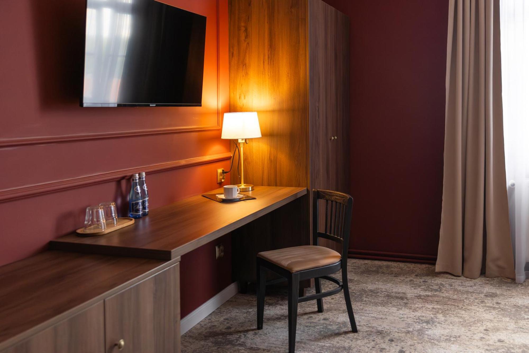 Hotel Maly Mlyn Stargard Szczeciński Exteriör bild